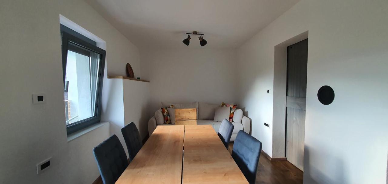 Weekend House Solis - *